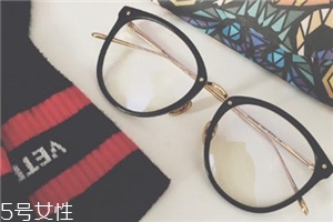 眼鏡可以用紙巾擦嗎？眼鏡能不能用紙擦？