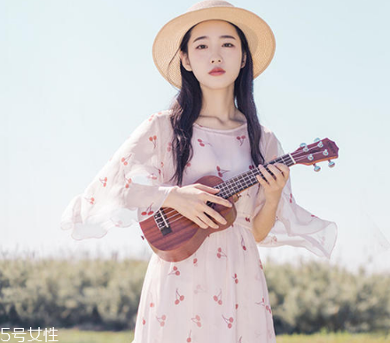 夏天拍照穿什么裙子好看？拍照適合穿什么裙子？