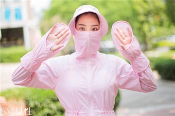 防曬衣可以防止曬黑嗎？防曬衣能不能防曬黑？