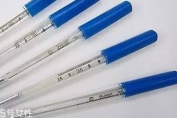 體溫計能放嘴巴里嗎？體溫計是放嘴巴里測嗎？