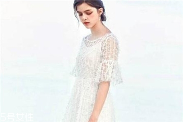 胸大適合什么連衣裙？胸大穿什么連衣裙好看？