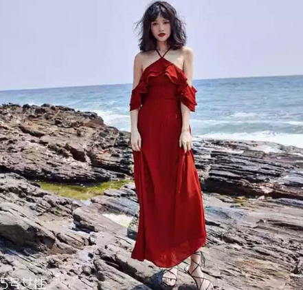 胸大適合什么連衣裙？胸大穿什么連衣裙好看？