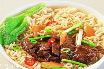 方便面的好處和壞處 方便面對(duì)身體好嗎？
