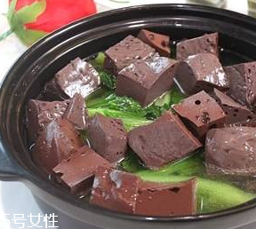 雞血能給禽流感病人吃嗎？禽流感期間能吃雞血嗎