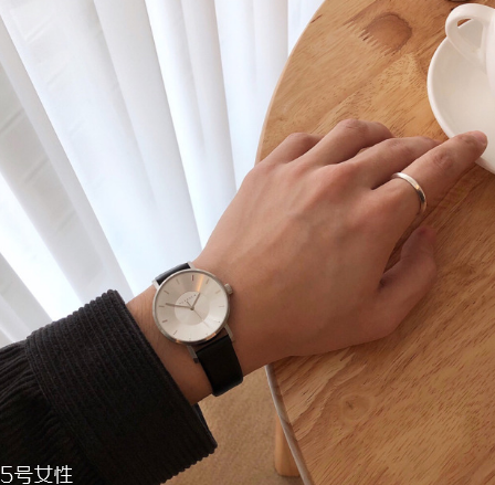 手表分針不動怎么解決？手表分針不走解決辦法