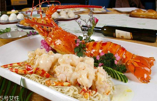 波士頓龍蝦死了還能吃嗎？死的波士頓龍蝦能吃嗎？