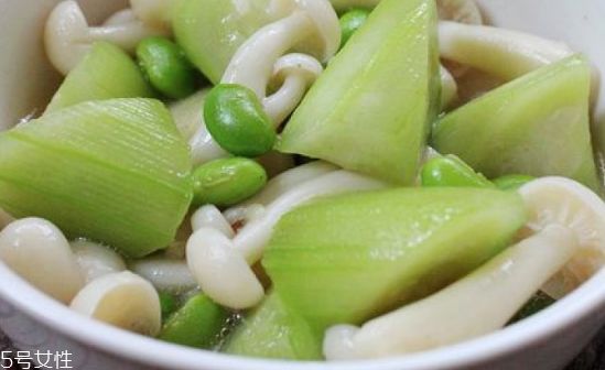 白玉菇長白毛是怎么回事？白玉菇長白毛還能吃嗎？