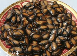 西瓜子的營養(yǎng)價(jià)值 西瓜子的功效