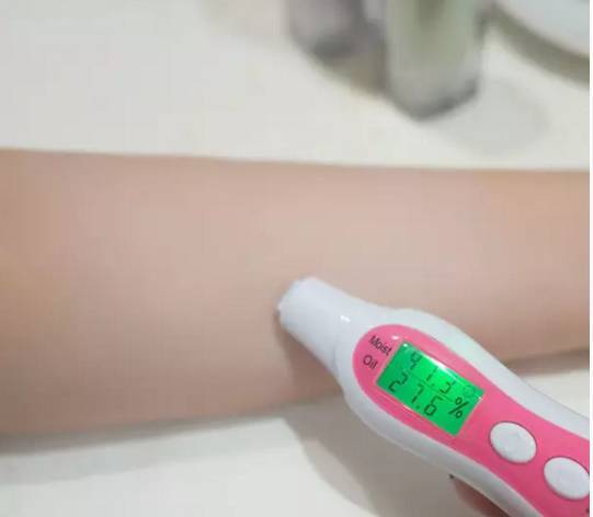 蘭芝紫色隔離好用嗎？黃皮美白利器