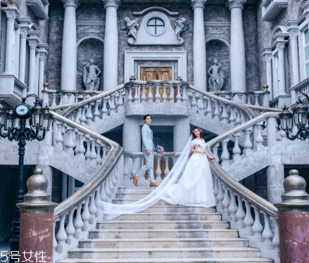 婚紗定金可以退嗎？婚紗定了還能退嗎？