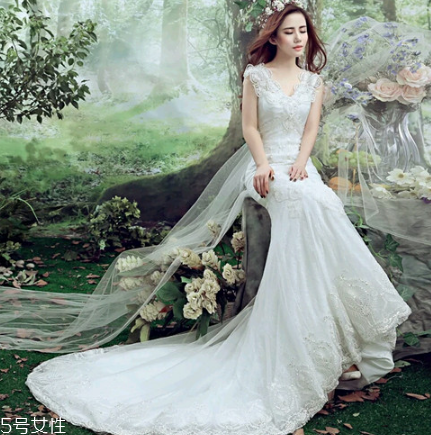 婚紗租一天多少錢？婚紗租金一般是多少？