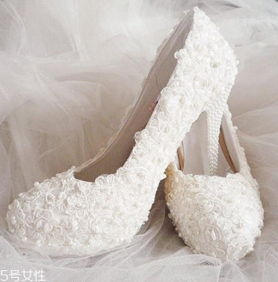 婚鞋可以提前穿嗎？婚鞋提前穿有影響嗎？