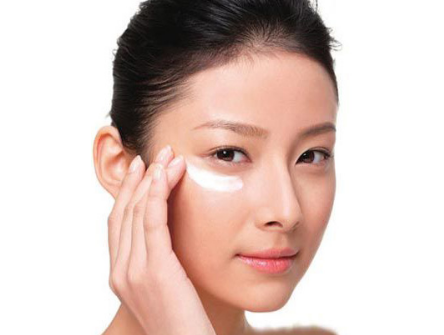 眼霜分年齡嗎？眼霜使用分年齡段嗎？