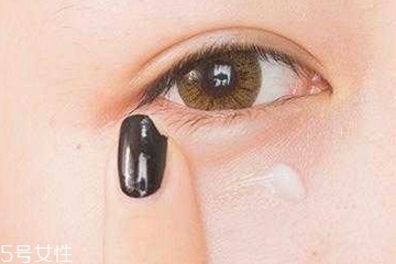 眼霜開封后保質(zhì)期多久？眼霜開封多久不能用？