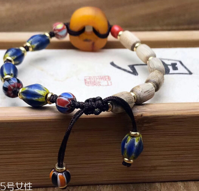 沉香手串是什么味道？沉香手串正品味道是什么樣的？