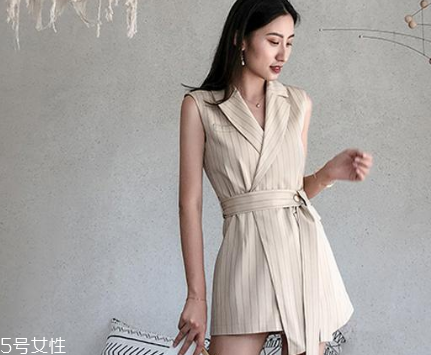 白領上班穿什么衣服？白領mm穿搭圖片