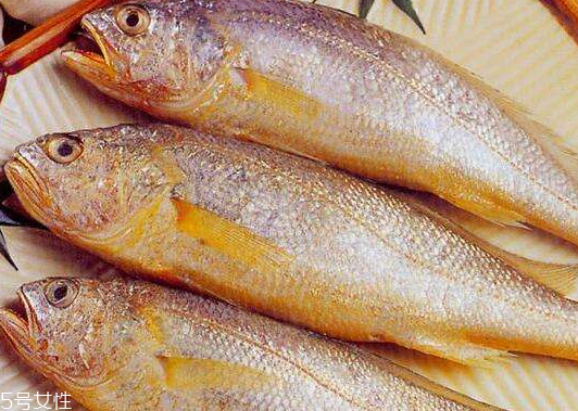 黃花魚去鱗嗎？黃花魚去內(nèi)臟嗎？