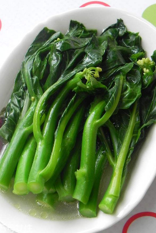 芥蘭可以和什么一起吃？芥蘭可以和豬心一起吃嗎？