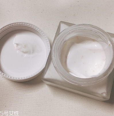 素顏霜大概多少錢？性價(jià)比高的素顏霜推薦