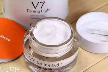 素顏霜晚上可以不洗嗎？素顏霜不洗有副作用嗎？