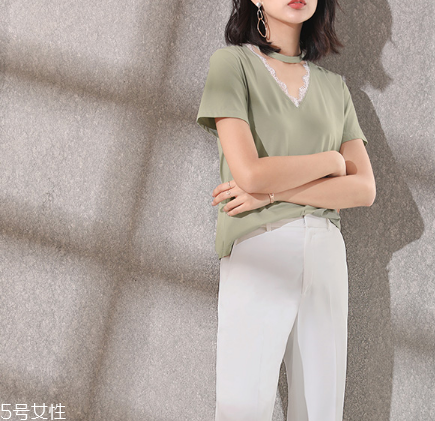 薄荷綠衣服怎么搭配？薄荷綠服裝搭配圖片