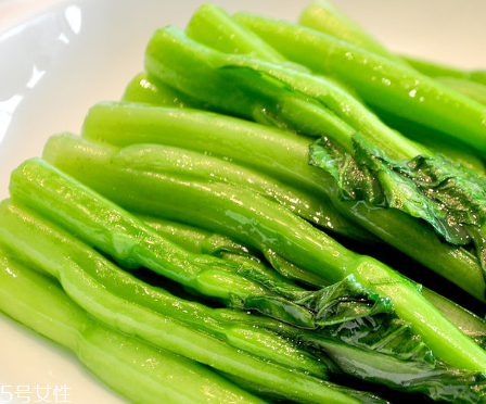 芥蘭和橄欖菜的區(qū)別 芥蘭是橄欖菜嗎？