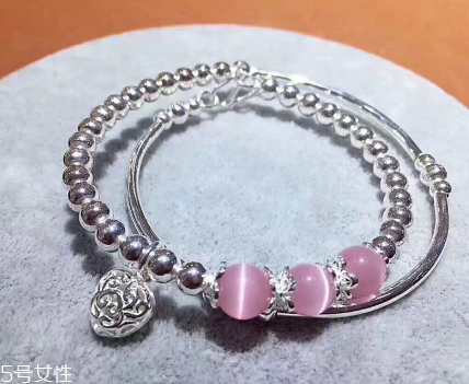 貓眼石有什么寓意？貓眼石的寓意是什么？