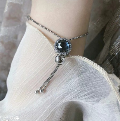 貓眼石怎么辨別真假？貓眼石真假鑒定方法