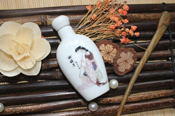 謝馥春桂花頭油和愛茉莉護(hù)發(fā)精油哪個好