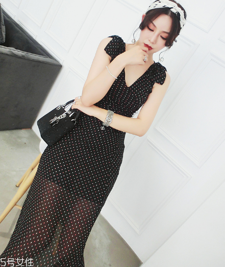 復(fù)古風(fēng)女生夏天怎么穿？復(fù)古穿衣風(fēng)格圖片