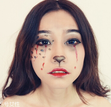 萬圣節(jié)蜘蛛眼妝怎么畫？2款蜘蛛眼妝詳細(xì)步驟