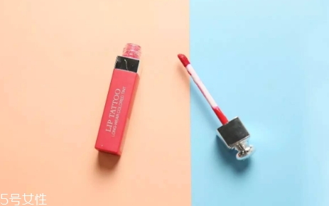 櫻桃粉口紅是什么顏色？櫻桃粉口紅試色圖片