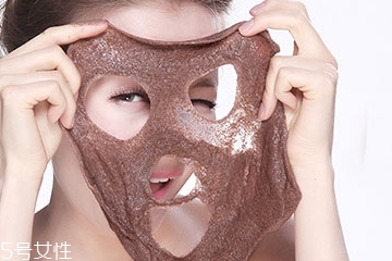 海藻面膜用什么水調(diào)最好？海藻面膜和什么調(diào)最好？