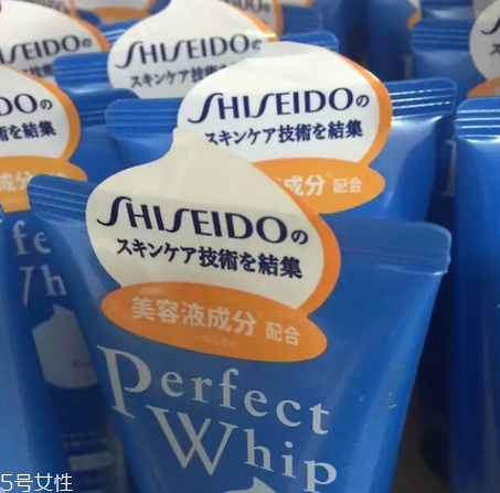 皂基洗面奶是堿性的嗎？皂基洗面奶是堿性還是酸性？