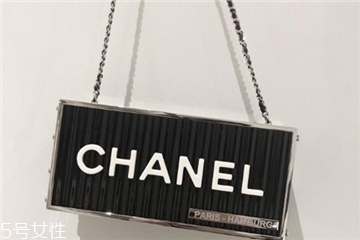 chanel集裝箱尺寸多大？香奈兒集裝箱包包尺寸詳情