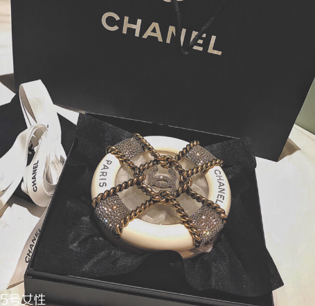 chanel救生圈多少錢？香奈兒救生圈包價格