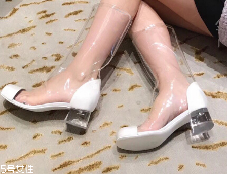 什么樣的涼鞋穿著舒服？這三款了解一下