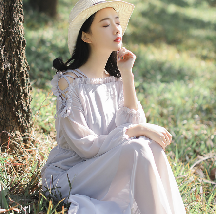 瘦人穿什么連衣裙好看？這三款讓你美上天