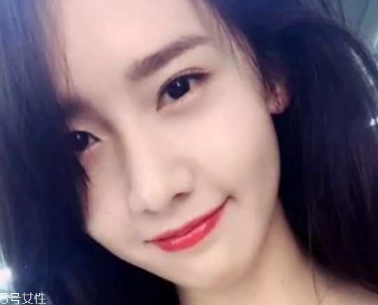 下眼影顯臟怎么辦？下眼影怎么畫不突兀？