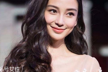 染發(fā)發(fā)根顏色淺怎么辦？這個辦法輕松解決