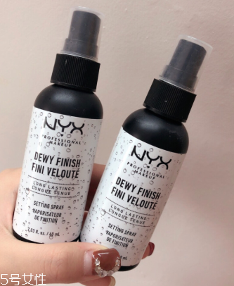 nyx定妝噴霧黑白區(qū)別 適合不同膚質