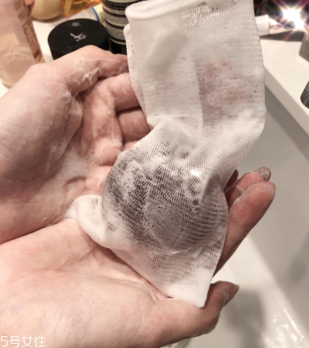 koehl潔面球怎么用法 使用起來敲簡(jiǎn)單