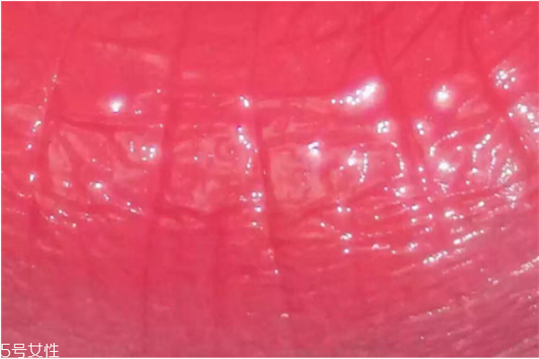 紀梵?？诩t301是什么顏色 紀梵?？诩t301試色