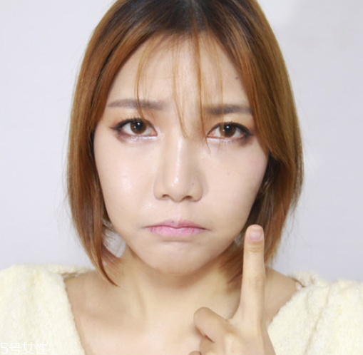 中午睡覺起來(lái)怎么補(bǔ)妝 快速補(bǔ)妝技巧