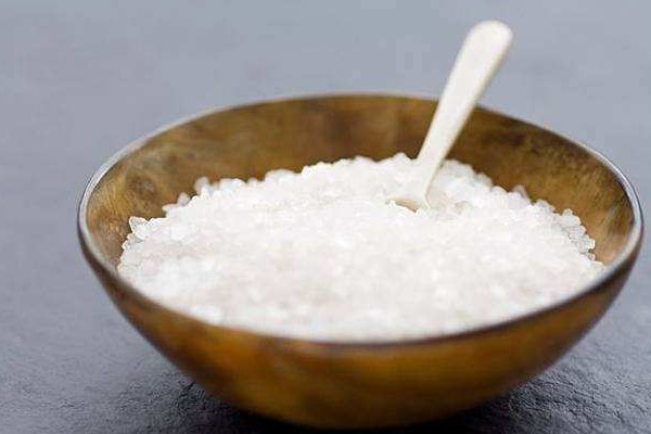 炒菜鹽放多了怎么辦？加這些食物可以避免菜過咸