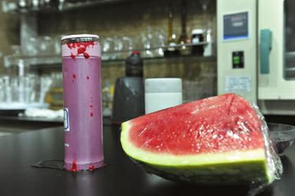 保溫杯裝果汁為什么會爆炸？不銹鋼保溫杯清洗方法