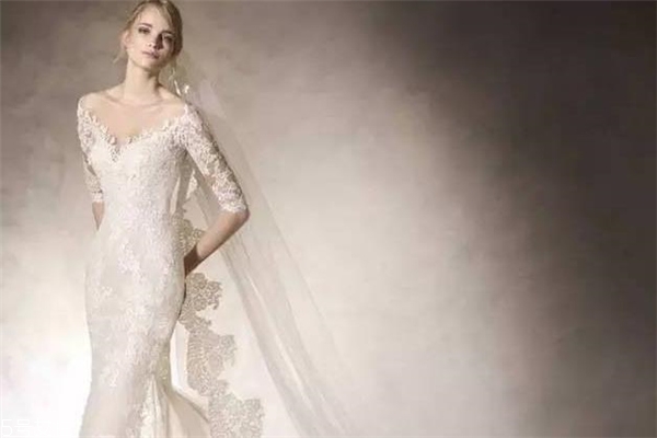 pronovias婚紗價(jià)格 名媛們的最愛(ài)