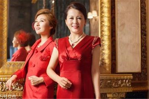 兒子結婚媽媽穿什么衣服 大方得體就行啦
