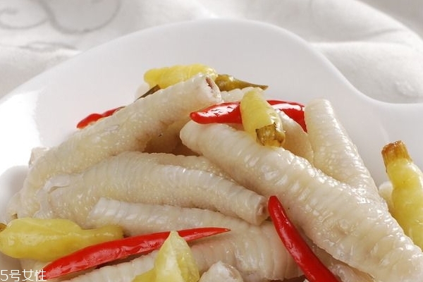 泡椒鳳爪多少錢(qián)一斤 自制更劃算