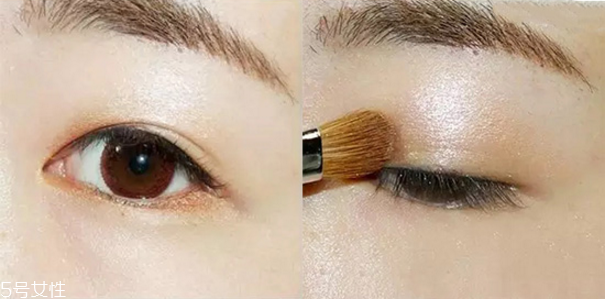 怎么快速學(xué)會(huì)化妝 最簡單眼妝畫法教程